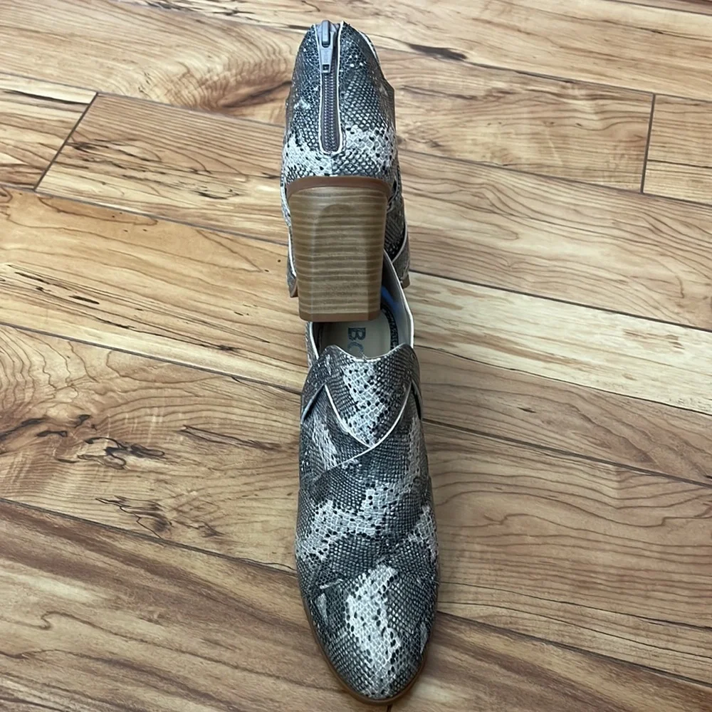 BC Footwear Born in California Women's Azalea Snake Print Ankle Boots NWOB